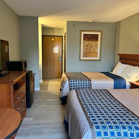 Royal Inn Suites Huntington エクステリア 写真